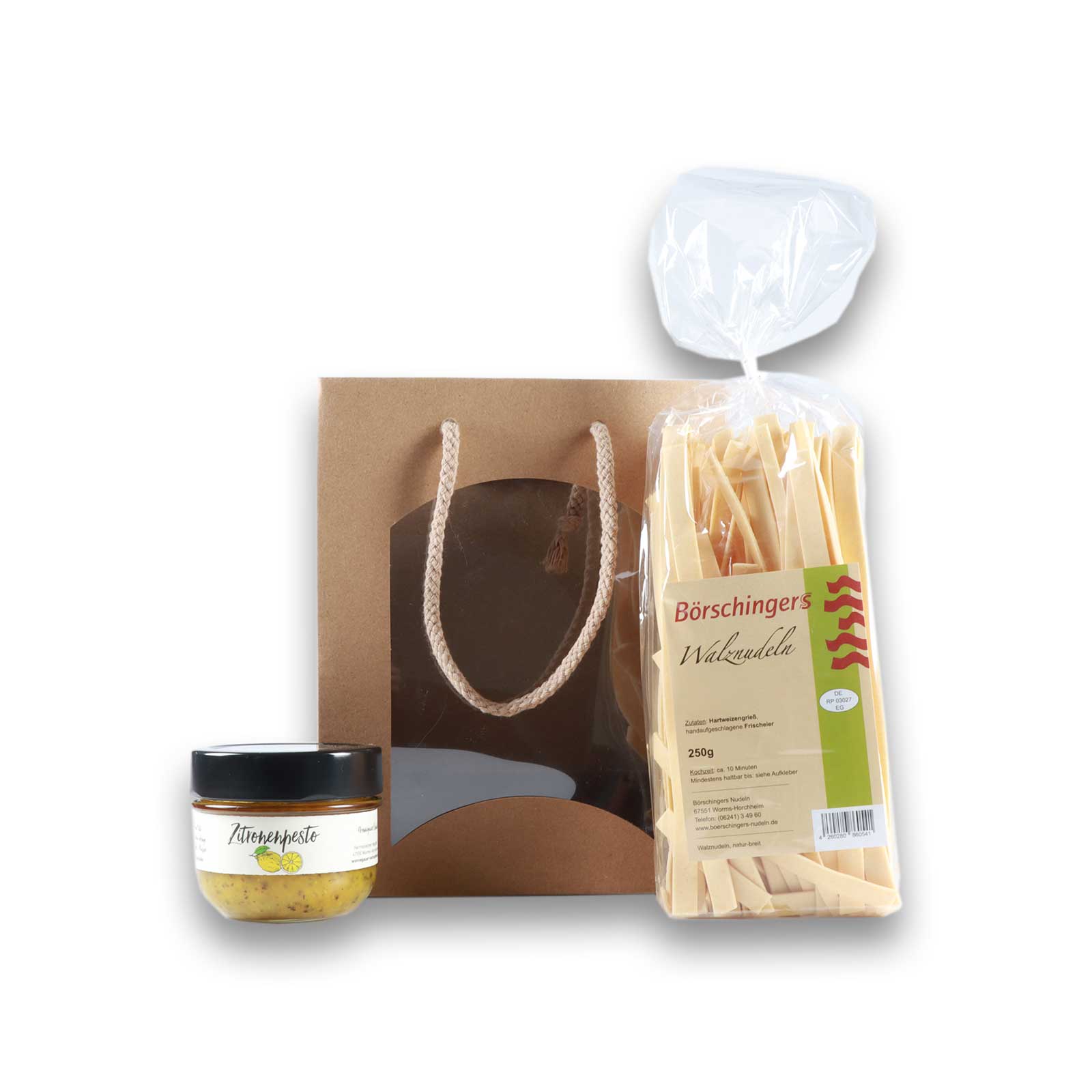 Walznudeln mit Zitronenpesto bie der Tragetasche