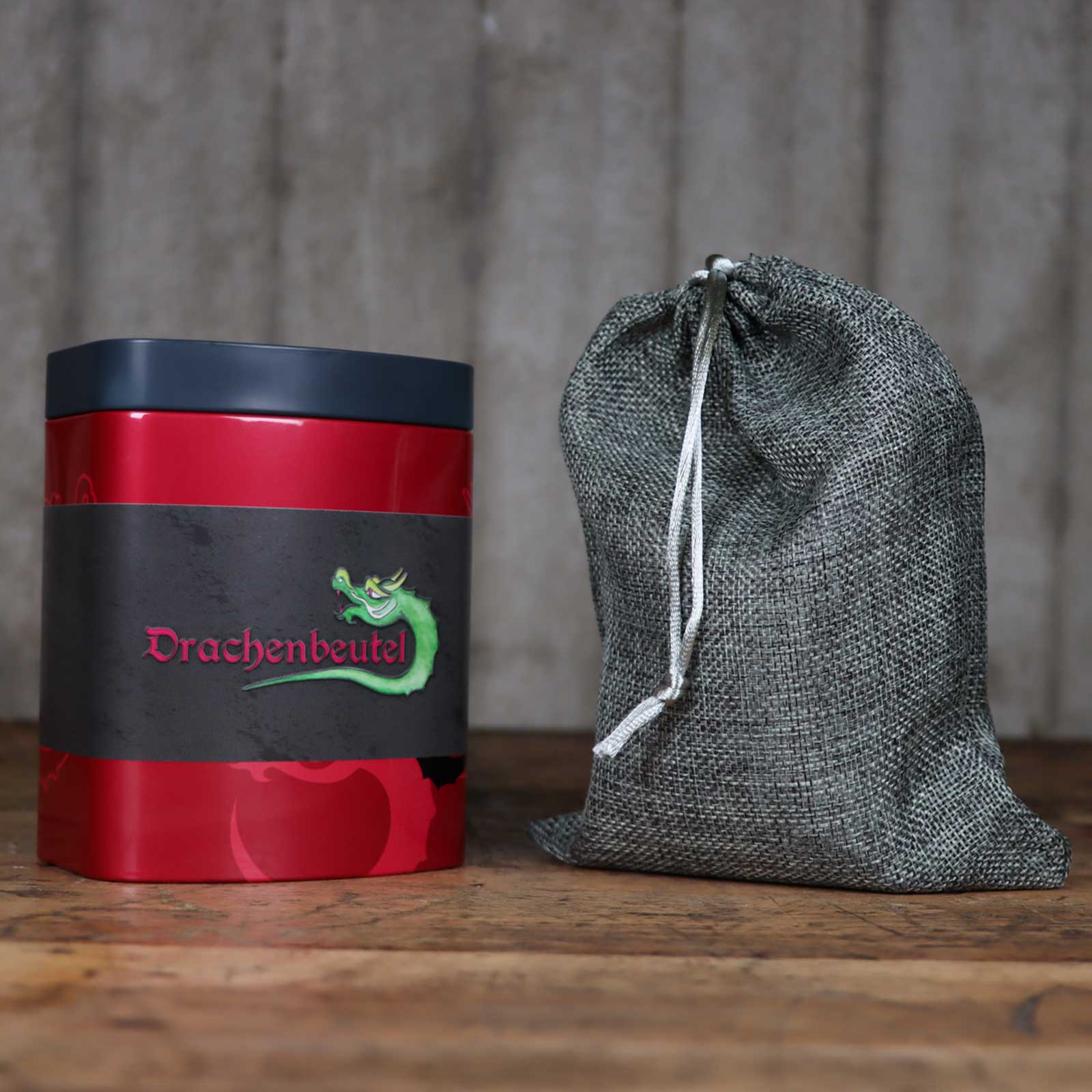 Drachenbeutel Siegfried mit Ambiente Hintergrund